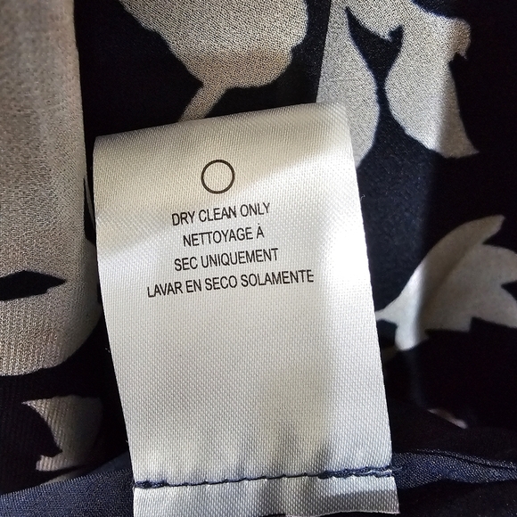 Sachin + Babi Chelsea Gown - Navy & Ivory Peony - Picture 6 of 8